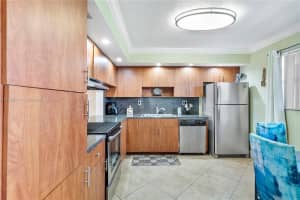 4930 E Sabal Palm Blvd 312, Tamarac