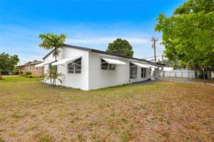 1920 N 66th Ave, Hollywood, FL 33024 - MLS#A11789235