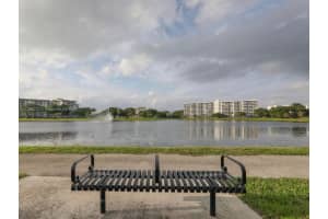 2751 N Palm Aire Dr 310, Pompano Beach
