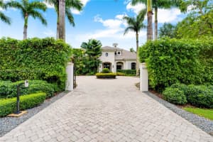 9690 SW 120th St, Miami, FL 33176, Sold 06/10/25