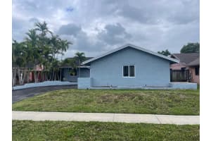 7522 SW 6th St, North Lauderdale, FL 33068, - MLS#A11789403