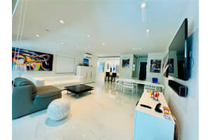 195 Sunrise Dr, Key Biscayne, FL 33149, Sold 06/19/25