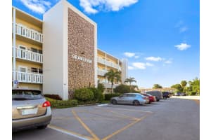 456 Grantham E, Deerfield Beach, FL 33442, Sold 06/26/25
