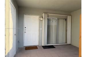 15400 SW 81st Cir Ln, Miami, FL 33193, Sold 06/25/25