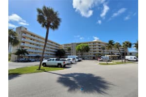 2930 Point E Dr, Aventura, FL 33160, Sold 08/13/25
