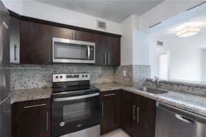501 SW 1st St APT 307, Miami, FL 33130, Sold 08/12/25