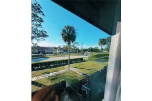 2106 Sherwood Forest Blvd 17, West Palm Beach