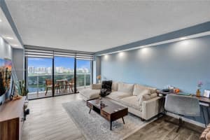 ELDORADO TOWERS, 3625 N Country Club Dr APT 2505, Aventura, FL 33180, - MLS#A11789555