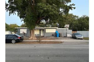 100 Virginia Rd, West Park