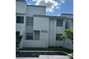 717 NW 105th Pl, Miami, FL 33172, Sold 06/27/25