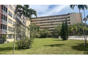 1750 NE 191st St Apt 213-2, Miami, FL 33179, Sold 08/15/25