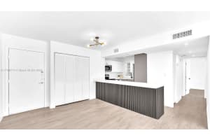 840 NW 87th Ave, Miami, FL 33172, Sold 07/23/25