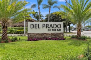 18011 Biscayne Blvd 302, Aventura