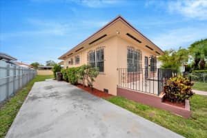 334 E 12th St, Hialeah, FL 33010, Sold 06/05/25