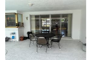 1011 Se 12th Ave Deerfield Beach, FL 33441 - MLS#A11789827