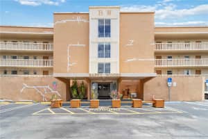5100 SW 90th Ave, Cooper City, FL 33328, Sold 07/17/25