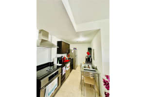 1300 Pennsylvania Ave 109, Miami Beach