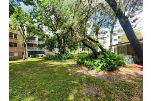 8501 Nw 8th St 301-1 Miami, FL 33126 - MLS#A11789931