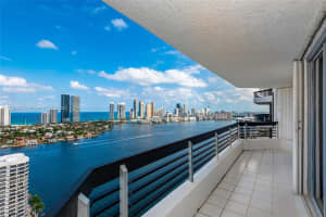 MLS# A11789950, Aventura, Florida 33180
