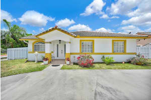 3864 Sw 145th Ave, Miami