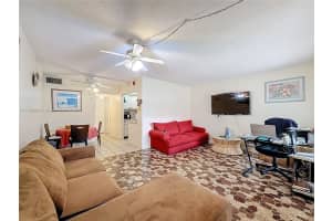 3071 Nw 47th Ter 322, Lauderdale Lakes