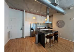 10 Sw South River Dr 1603, Miami