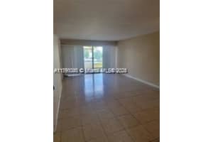 1505 Crescent Cir APT C31, West Palm Beach, FL 33403, - MLS#A11790080