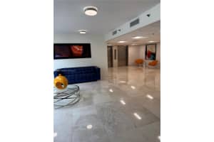 MLS# A11790117, Hollywood, Florida 33021