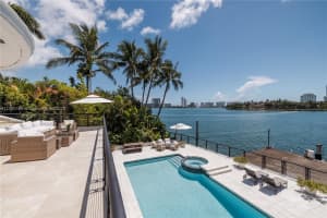 2 S Hibiscus Dr, Miami Beach, FL 33139, - MLS#A11790169