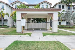 10620 NW 88th St, Doral, FL 33178, Sold 07/09/25