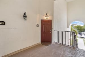 10620 NW 88th St, Doral, FL 33178, Sold 07/09/25