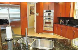 3320 Ne 164th St North Miami Beach, FL 33160 - MLS#A11790283