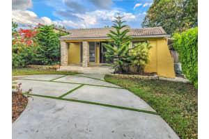 4610 Sw 3rd St, Miami