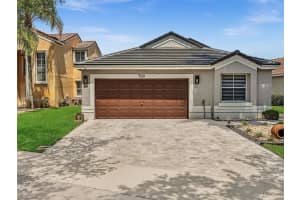 700 Sand Creek Cir, Weston, FL 33327, Sold 07/02/25
