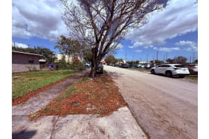 6023 Flagler St, Hollywood, FL 33023, Sold 06/02/25