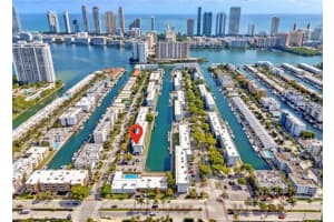 3600 Ne 170 St. Apt.d.400, North Miami Beach
