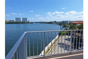 290 174th St, Sunny Isles Beach, FL 33160, Sold 06/16/25