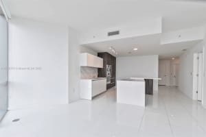 851 NE 1st Ave 1904, Miami, FL 33132 - MLS#A11790370