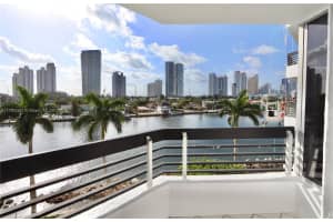 19195 Ne 36th Ct 608, Aventura