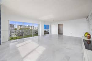 4001 Hillcrest Dr 601 Hollywood, FL 33021 - MLS#A11790385