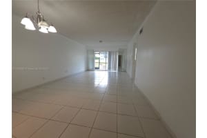 8940 S Hollybrook Blvd APT 109, Pembroke Pines, FL 33025, - MLS#A11790397