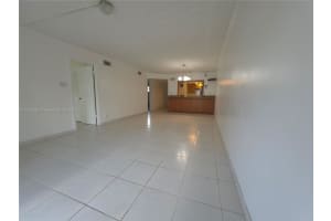 8940 S Hollybrook Blvd APT 109, Pembroke Pines, FL 33025, - MLS#A11790397