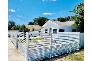 1945 Nw 51 St Ter, Miami