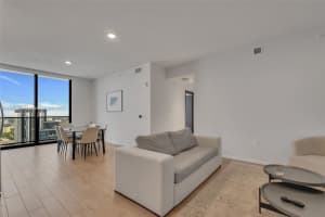 398 NE 5th St 3901, Miami, FL 33132 - MLS#A11790416