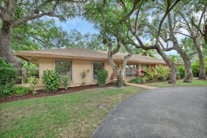 16745 SW 74th Ct, Palmetto Bay, FL 33157, - MLS#A11790421