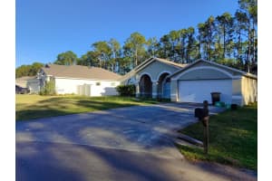 4 Serra Ct Palm Coast, FL 32164 Sold 07/21/25