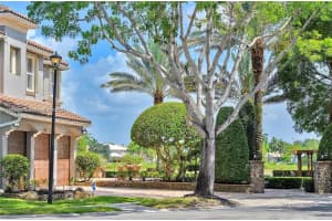 780 SW 167th Ave, Pembroke Pines, FL 33027 - MLS#A11790488