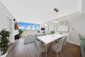 50 Biscayne, 50 Biscayne Blvd APT 4004, Miami, FL 33132, - MLS#A11790624