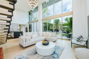 300 Collins Ave Unit 2f, Miami Beach, FL 33139, - MLS#A11790663