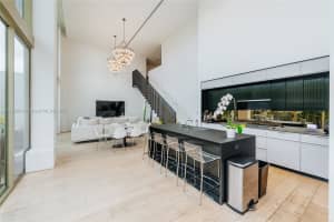 300 Collins Ave Unit 2f, Miami Beach, FL 33139, - MLS#A11790663